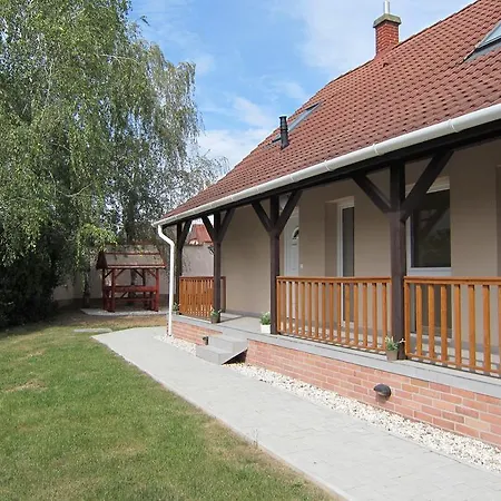아파트 Mezzanine Hévíz