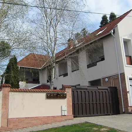 Διαμέρισμα Premium Mezzanine In A Private Gated